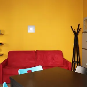 https://loft-polla-16-isola.it-lombardy.com